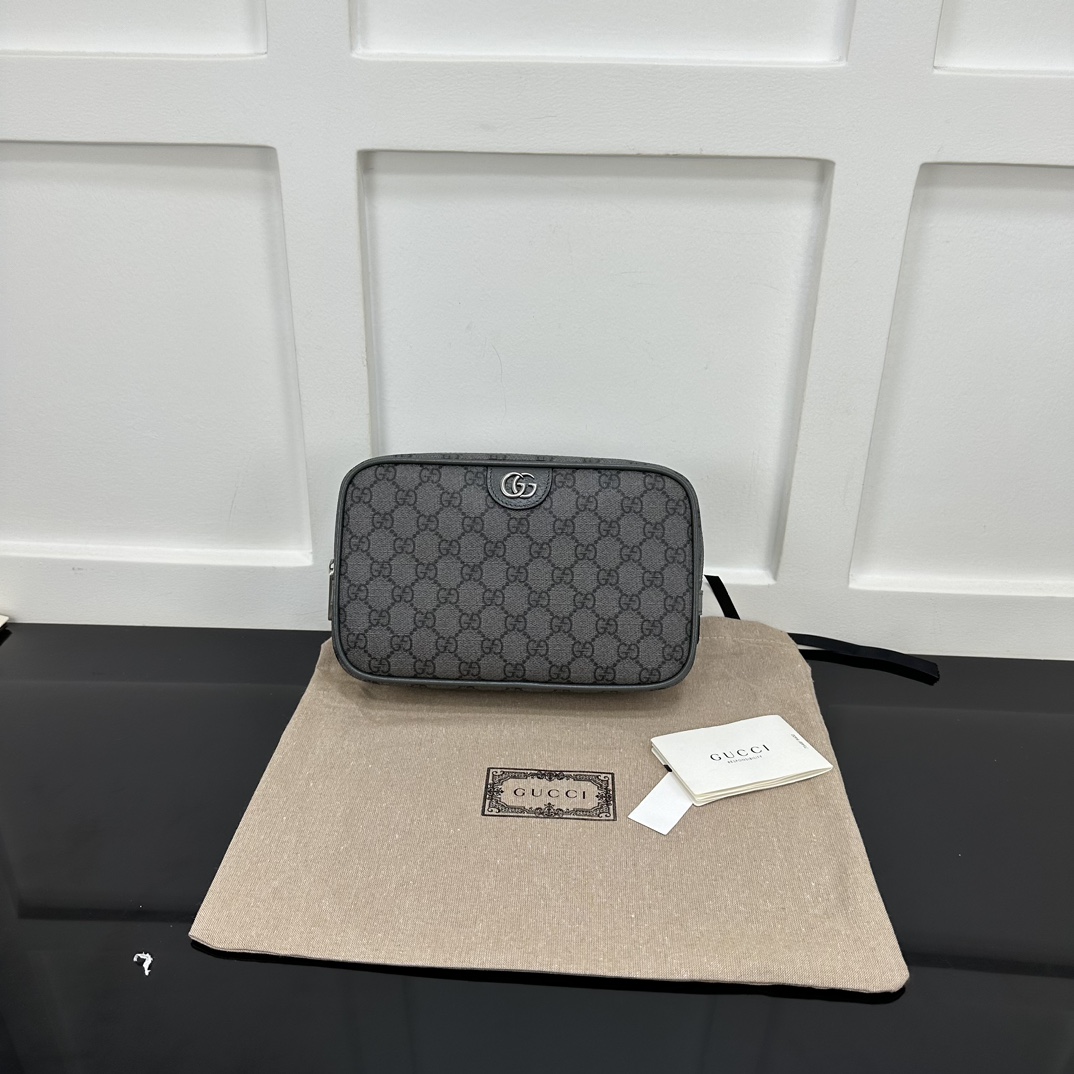 Gucci Clutch Bags